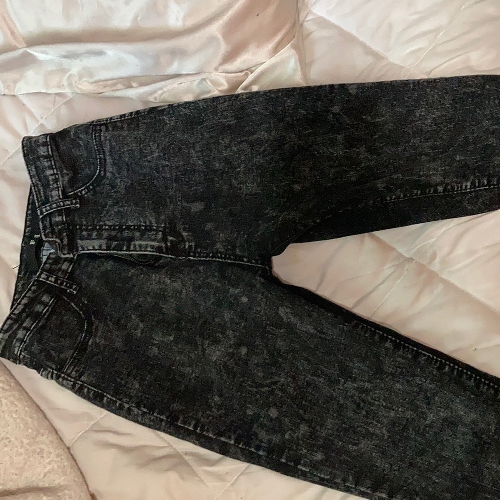 Skinny jeans
